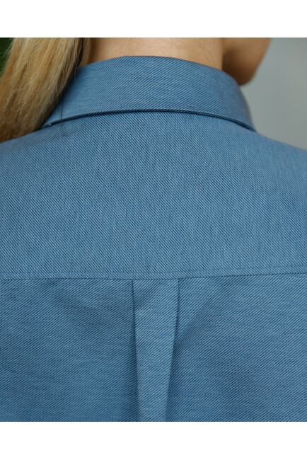 Женская рубашка-8695 в прямом силуэте с универсальной манжетой от byME 