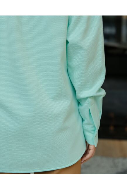 Рубашка в прямом силуэте в мятном цвете фактурной ткани 8697 от byME 