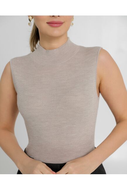 Топ из шерсти мериноса тонкой вязки и шелка Mulberry бежевый - 02B2430-beige от byME 