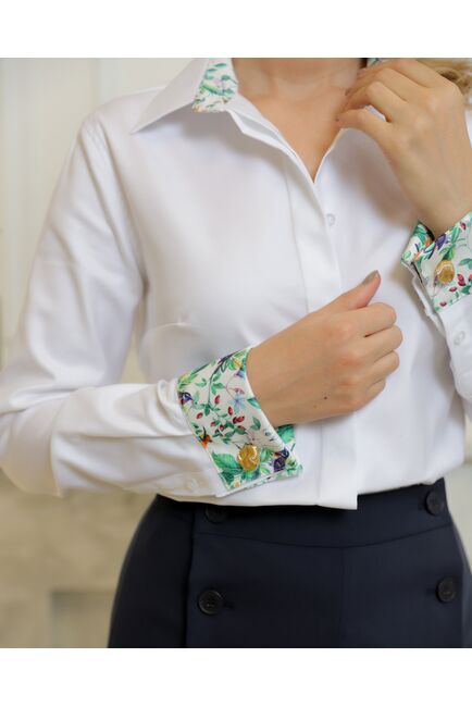 Женская рубашка из хлопка белая под запонки с отделкой птички в цветах - 8723 от byME 