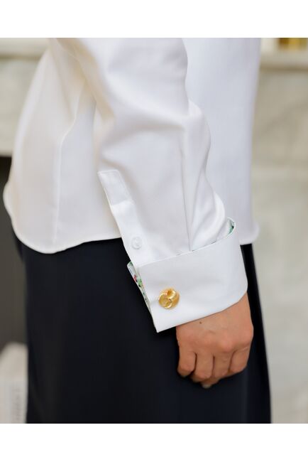 Женская рубашка из хлопка белая под запонки с отделкой птички в цветах - 8723 от byME 