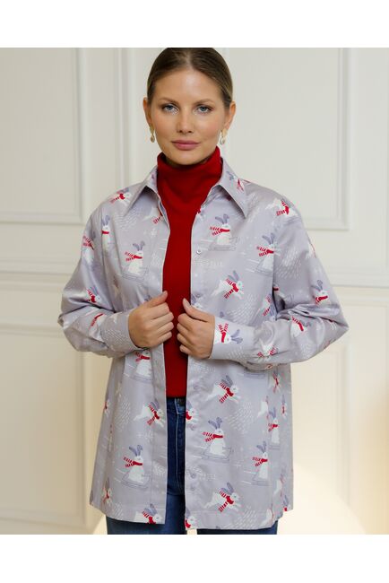 Женская рубашка из хлопка с универсальной манжетой с принтом зайцы на сером фоне -8733 от byME 