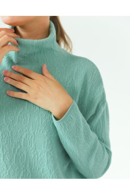 Джемпер из шерсти мериноса тонкой вязки  фактурный зеленый от byME 