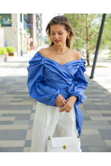 Женская рубашка на запах   из хлопка  васильковая   8816 от byME 