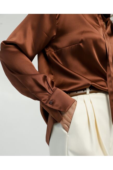 Женская рубашка из шёлка в шоколадном цвете 8819 от byME 