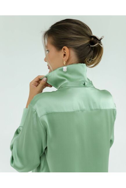 Блуза из натурального шёлка зелёного цвета 8820 от byME 