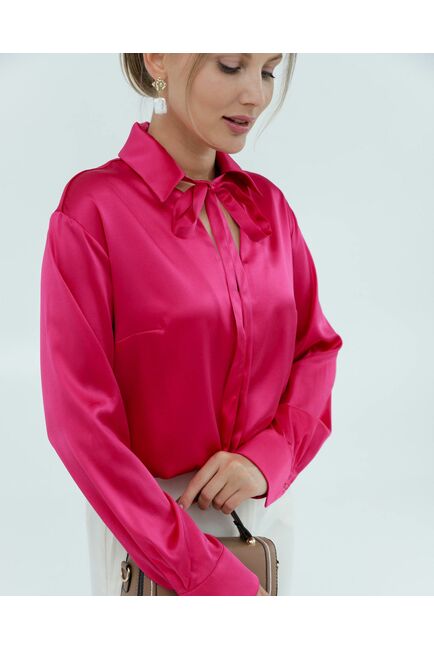 Женская рубашка из шёлка в розовом цвете 8821 от byME 