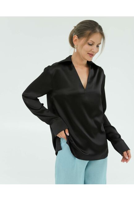 Женская рубашка из шёлка в чёрном цвете 8822 от byME 