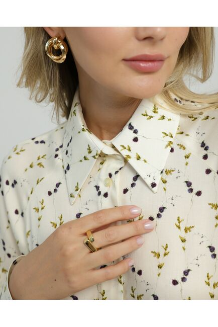 Женская рубашка в прямом силуэте с пышным рукавом принт ежевика 8849 от byME 