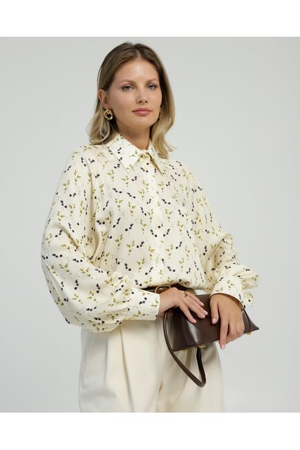 Женская рубашка в прямом силуэте с пышным рукавом принт ежевика 8849 от byME 