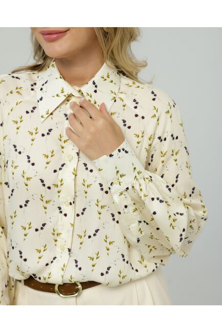 Женская рубашка в прямом силуэте с пышным рукавом принт ежевика 8849 от byME 