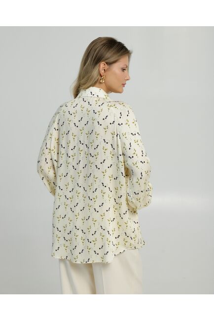 Женская рубашка в прямом силуэте с пышным рукавом принт ежевика 8849 от byME 