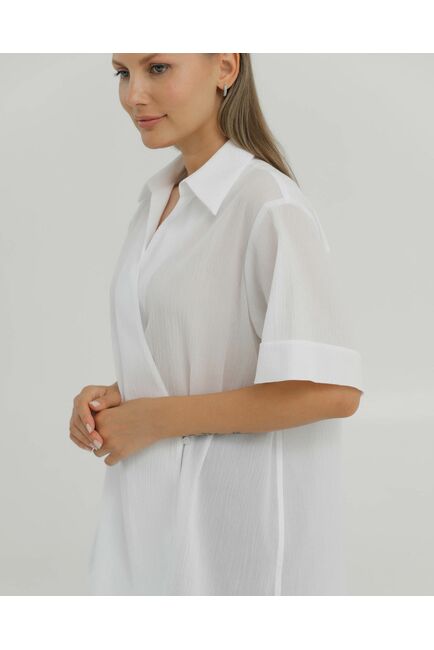 Рубашка хлопкавая  белая на запах из жатой фактуры 8887 от byME 