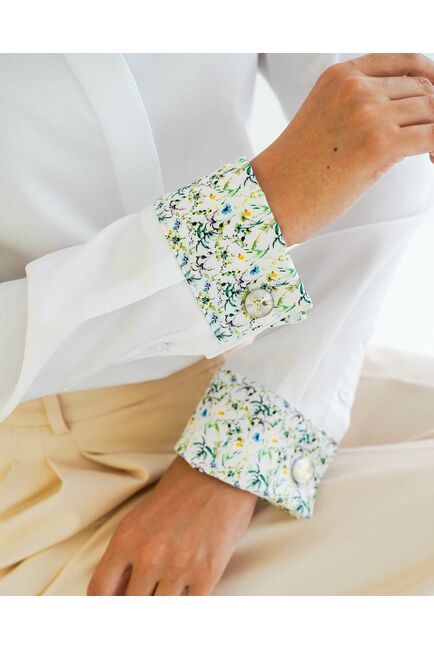 Женская рубашка из хлопка под запонку, с отделкой цветы - 8595 от byME 