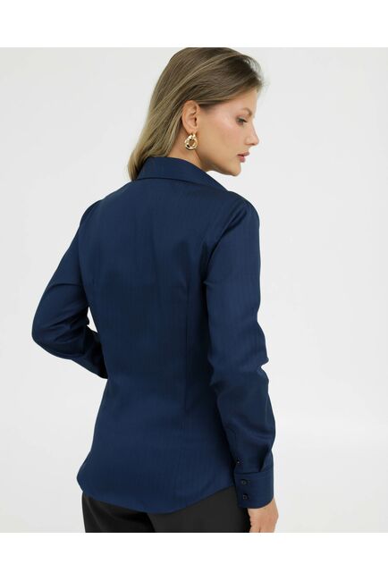 Рубашка  хлопковая в полуприталенном силуэте темно-синяя с отделкой под пуговицы  8911 от byME 