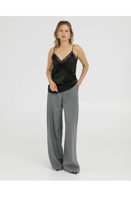 Топ черный на тонких бретелях с кружевом - 375005 от LW 