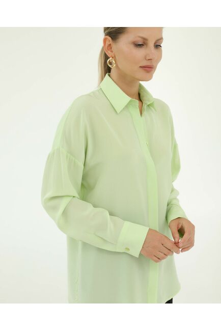 Рубашка шелковая зеленая  в прямом силуэте 8926 от byME 