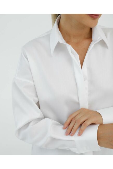 Рубашка хлопковая белая в прямом силуэте с универсальной манжетой 8931 от byME 
