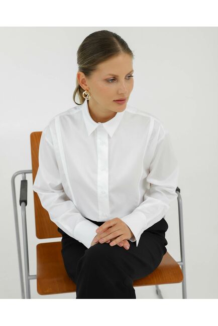 Рубашка хлопковая белая с манишкой 8932 от byME 