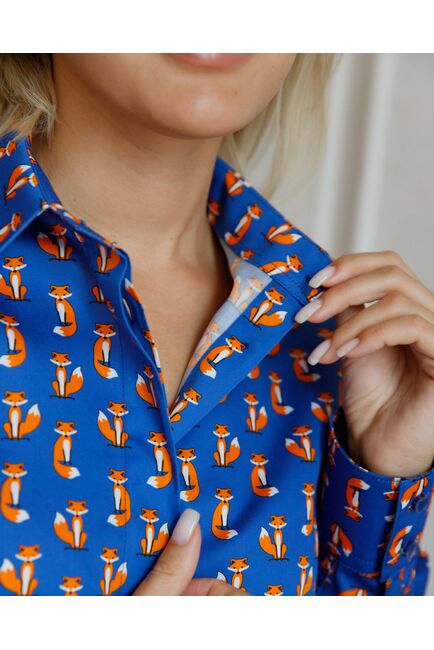Рубашка хлопковая лисы на синем фоне под пуговицы 8873 от byME 