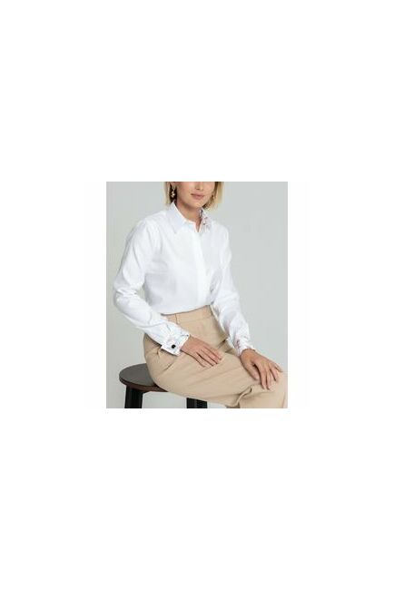 Женская рубашка под запонку белая с отделкой цветы - 8355 от byME 