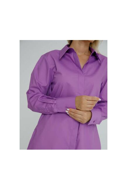 Рубашка женская из хлопка  фиолетовая, в прямом силуэте с универсальной манжетой - 8584 от ByME 