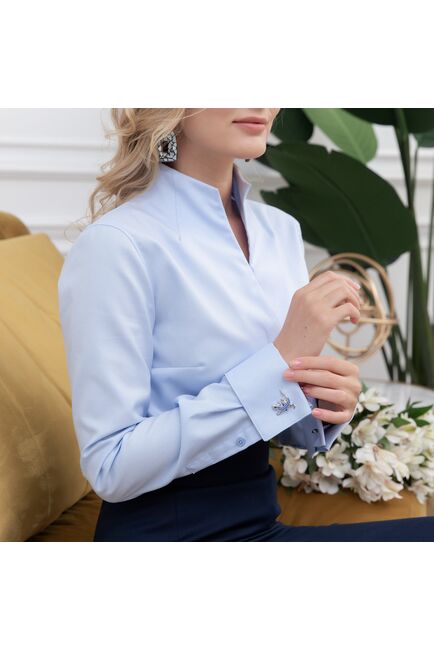 Женская рубашка под запонку голубая воротник стойка - 7867 от byME 