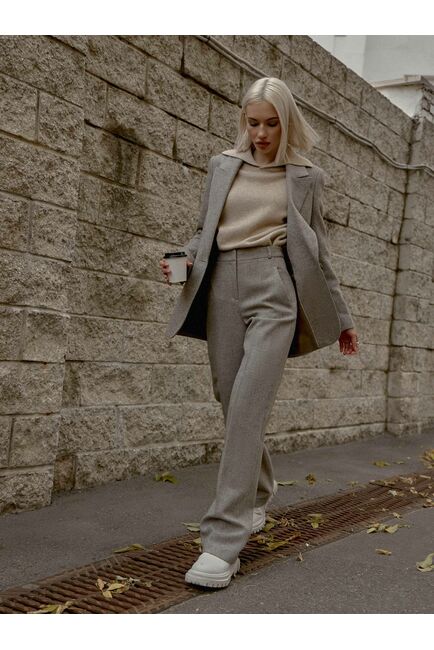 Прямые брюки из шерсти от byME 