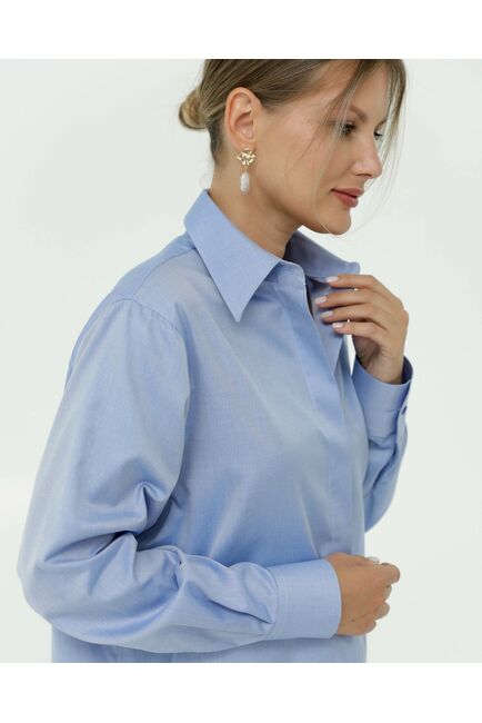 Женская рубашка в прямом силуэте с универсальной манжетой от byME 