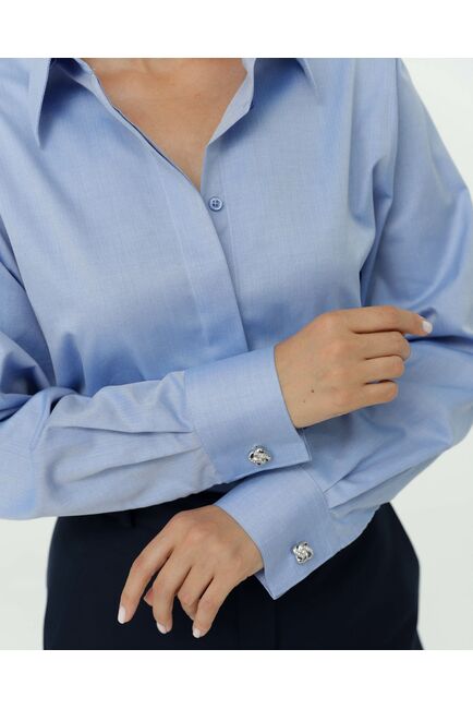 Женская рубашка в прямом силуэте с универсальной манжетой от byME 