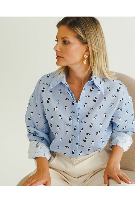 Женская рубашка с универсальным манжетом принт щенки на голубом фоне - 8542 от byME 