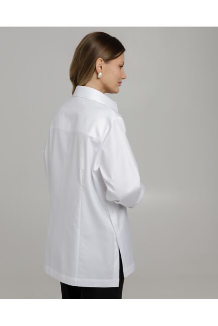 Рубашка хлопковая белая фактура елочка с пуговицами по бокам - 8959 от byME 