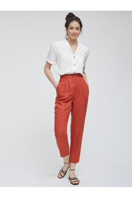 Льняные брюки с защипами от byME 