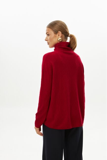 Джемпер из шерсти мериноса тонкой вязки красный фактурный от byME 