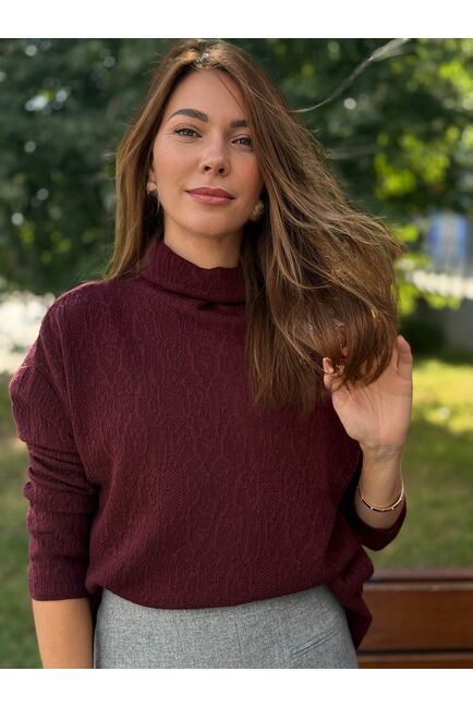 Джемпер из шерсти мериноса тонкой вязки  фактурный вишневый от ByME 