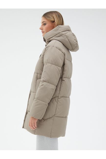 Женская зимняя куртка от byME 