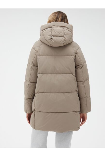 Женская зимняя куртка от byME 