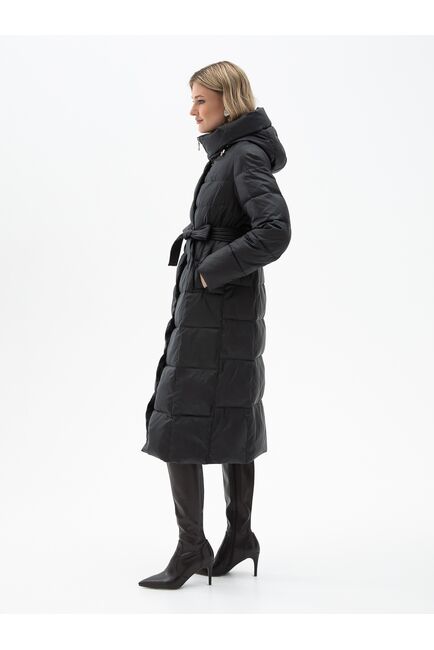 Женская зимняя куртка от byME 