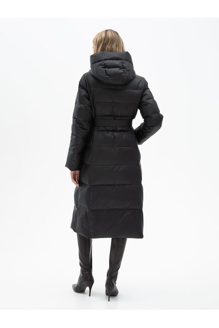 Женская зимняя куртка от byME 