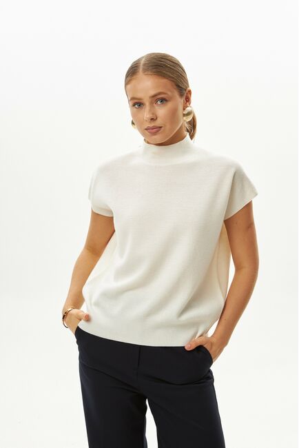 Топ из шерсти мериноса тонкой вязки и шелка Mulberry белый от byME 