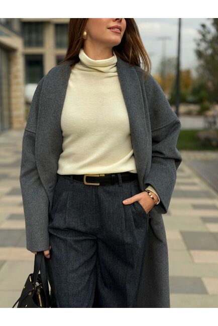 Пальто из шерсти мериноса серое A093 от Doroteya 