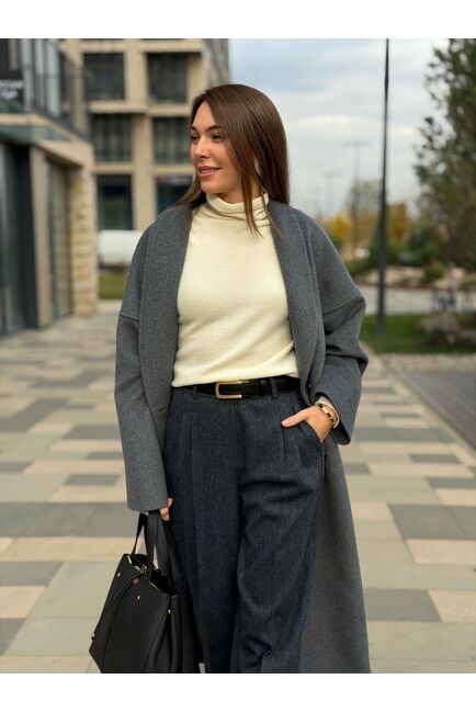 Пальто из шерсти мериноса серое A093 от Doroteya 