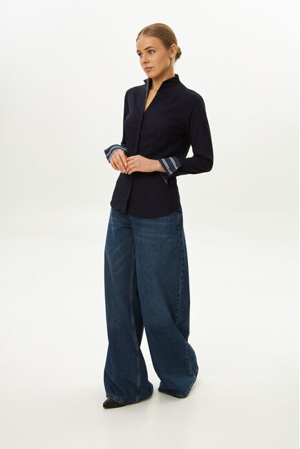 Рубашка темно-синяя воротник стойка под пуговицы с отделкой - 9058 от byME 