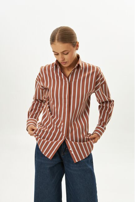 Женская рубашка коричневая с голубым полоска оверсайз из хлопка 9072 от byME 