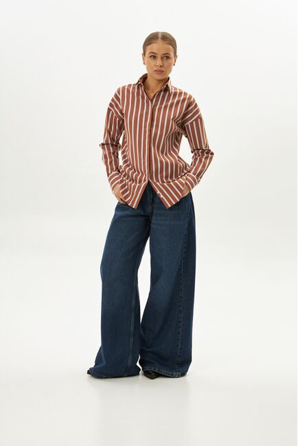 Женская рубашка коричневая с голубым полоска оверсайз из хлопка 9072 от byME 