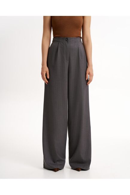 Женские брюки светло серые в тонкую полоску TR042-1001 от byME 