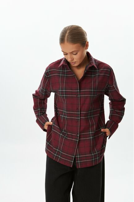 Женская рубашка фланелевая  красная в клетку из хлопка-9052 от byME 