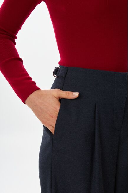 Женские брюки с защипами синие TR17-1003 от byME 