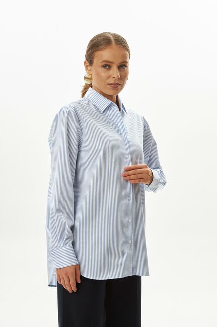 Женская рубашка в голубую полоску-9044 от byME 
