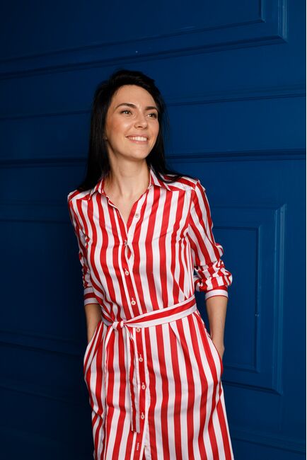 Платье-рубашка в красную полоску с поясом прямой силуэт - 7597 от DoubleCuff 